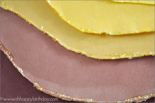 Glitter glue applied on the edges of the petal - a closer look Closer look at this handmade card